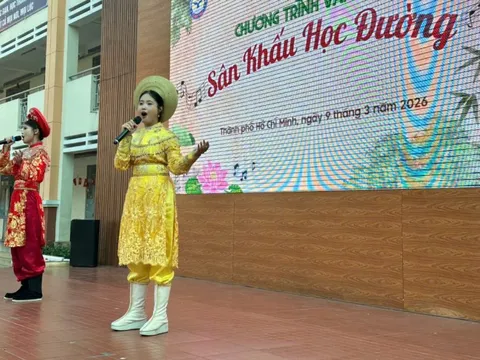 50 suất diễn Sân khấu học đường - đưa nghệ thuật truyền thống đến gần học sinh TP HCM