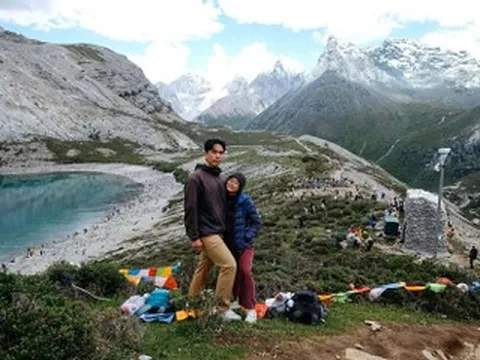 Vợ chồng ở TPHCM tiết kiệm 7 năm để cùng nhau du lịch bụi qua 14 quốc gia