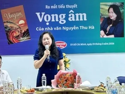 Ra mắt tiểu thuyết "Vọng âm"