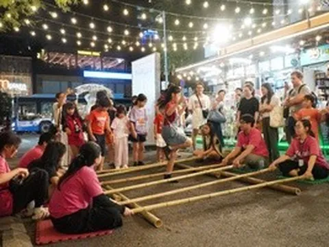 "Ngày hội sách và văn hóa đêm" lần 4 tại TP HCM