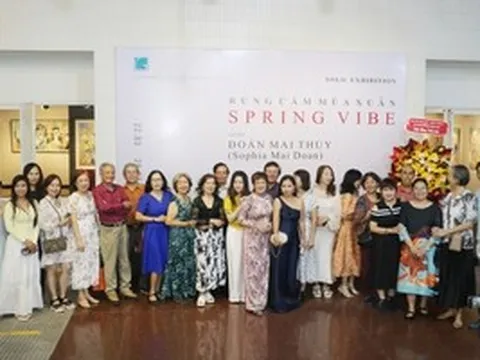 30 năm hội họa của họa sĩ Đoàn Mai Thủy