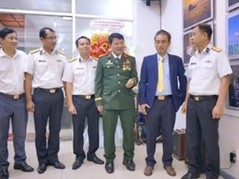 114 bức ảnh về "Sức trẻ biển đảo Tổ quốc"