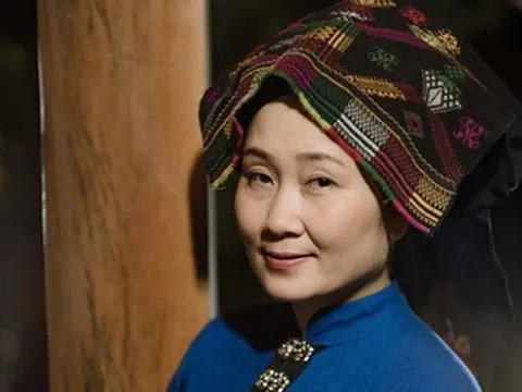 Bà Mối trong 'Chuyện tình Khau Vai' làm điều bất ngờ