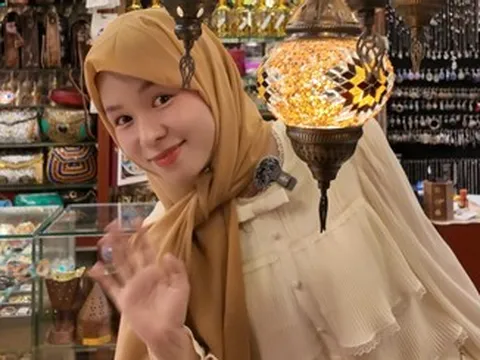 Khách Việt đi hơn 40 quốc gia, kể nơi 'xăng 15.000 đồng, người dân tốt khó tin'