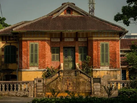 Biệt thự Pháp cổ ở Huế trước ngày bị phá dỡ để xây khách sạn cao cấp