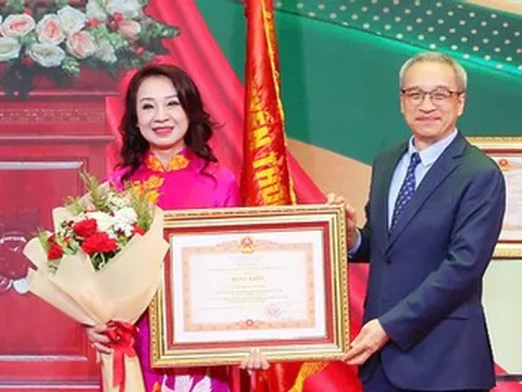 Giám đốc Nhà hát Nghệ thuật Đương đại Việt Nam đón tin vui