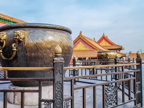 Bí mật 231 chum nước được đặt khắp nơi trong Tử Cấm Thành