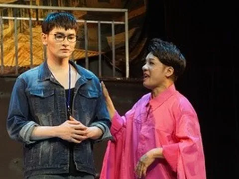 Minh Nhí, Hữu Quốc, Bình Tinh đụng độ trong vở "Song trùng"