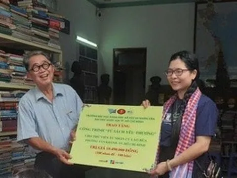 Chương trình “Tủ sách yêu thương” nối nhịp tri thức nơi Cù lao Rùa