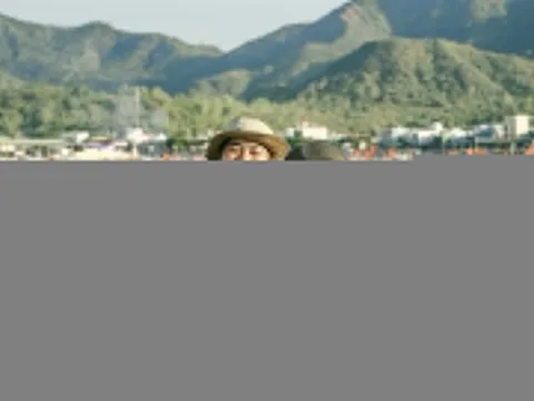 Đi Nha Trang dịp 30/4 - 1/5: Di chuyển, ăn chơi ra sao?