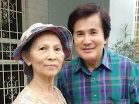 Nghệ sĩ Hoài Thanh với bức ảnh hiếm hoi về nữ tác giả kịch bản "Nhụy Kiều tướng quân"