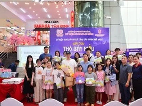 Gặp gỡ họa sĩ truyện tranh best seller Huỳnh Thái Ngọc với truyện "Thỏ Bảy Màu"