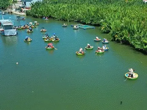 Một điểm đến ở Việt Nam khiến du khách Canada ở tới 12 đêm để tận hưởng