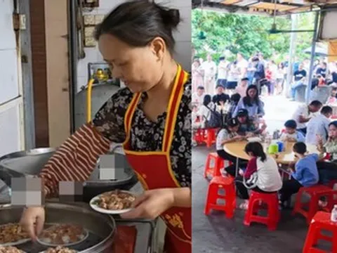 Quán cơm sườn mở 2h30 sáng 'gây bão': Khách xếp hàng dài, cả địa phương hỗ trợ