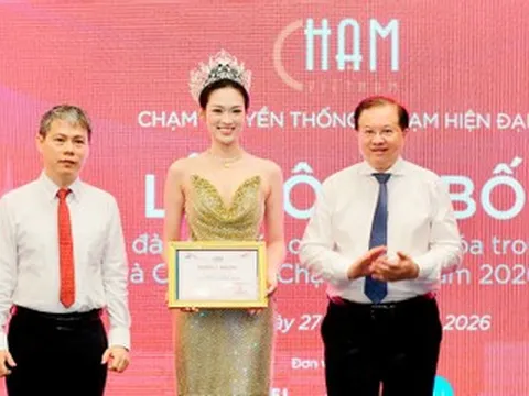 Hoa hậu Nguyễn Phương Linh làm đại sứ 'Chạm Việt Nam 2026'