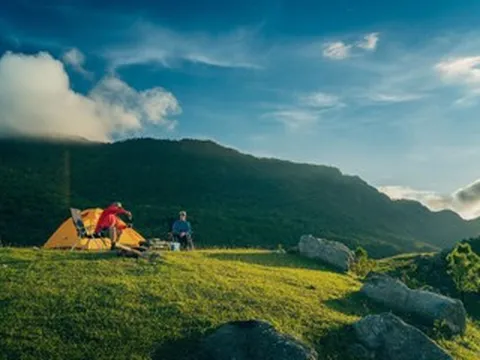 Nơi trốn nắng nóng cách Hà Nội 120km, ngủ không cần quạt, bình minh đẹp nên thơ