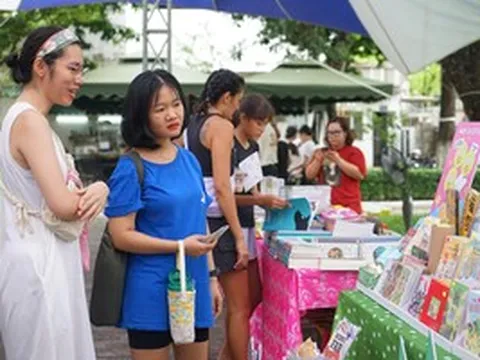 Chạm vào thế giới sách tranh Việt Nam