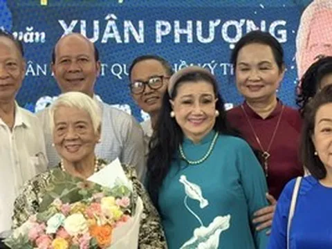 Hơn nửa thế kỷ ký ức của nhà văn Xuân Phượng