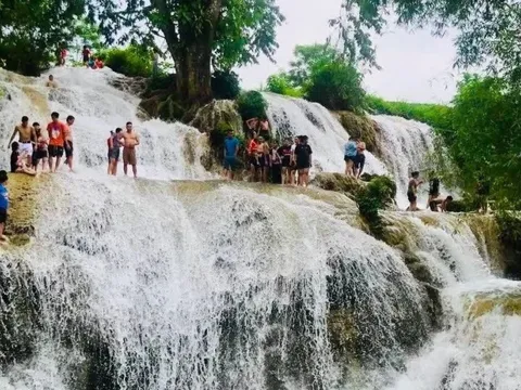 Dừng hoạt động khu du lịch Thác Trăng sau vụ du khách tử vong