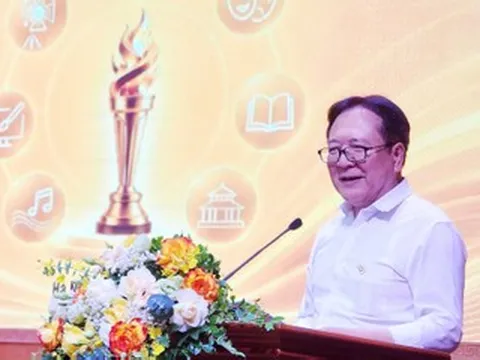 Ngọn đuốc vàng tôn vinh tổ chức, cá nhân phát triển công nghiệp văn hóa Việt Nam