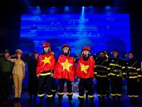 Khán giả miền Nam háo hức đón xem vở kịch "Ngược chiều bình an"