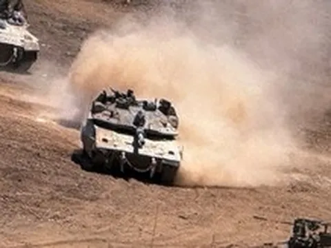 Israel tuyên bố sẵn sàng 'tấn công lần ba' vào Iran