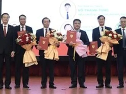 Bổ nhiệm hiệu trưởng, hiệu phó các trường thành viên thuộc Đại học Huế