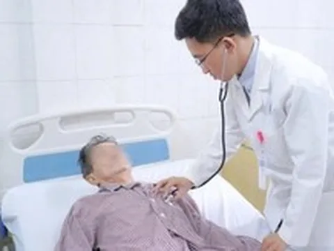 Cứu người đàn ông khỏi 'quả bom hẹn giờ' phình động mạch chủ bụng nguy hiểm