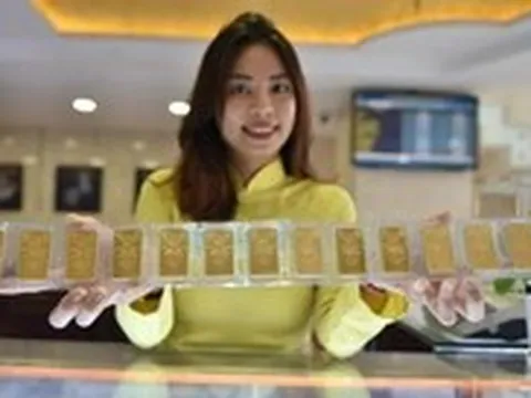 Giá vàng bật tăng mạnh