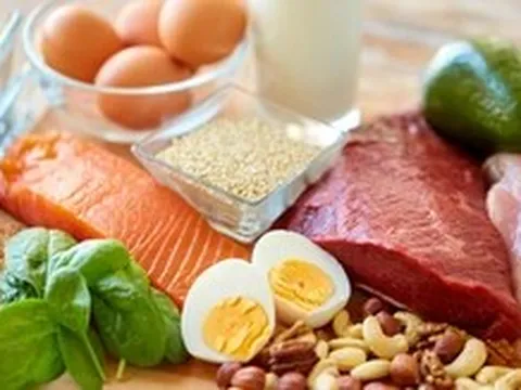 Protein thực vật hay động vật có lợi hơn cho cơ bắp và sức khỏe?