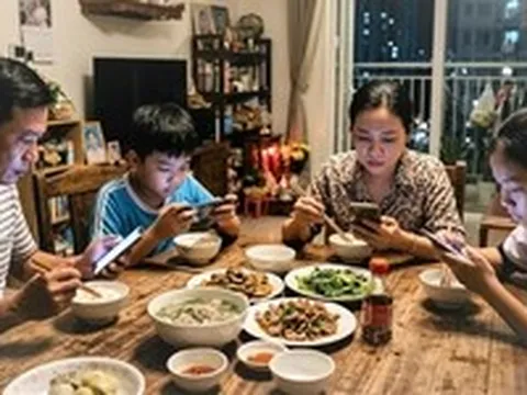 Gia đình hạnh phúc hay không thể hiện rất rõ trong từng bữa ăn?
