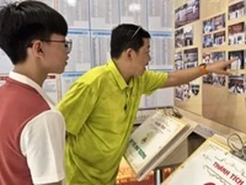 Học sinh làm thủ tục nhập học lớp 10 lưu ý gì khi chọn tổ hợp môn?