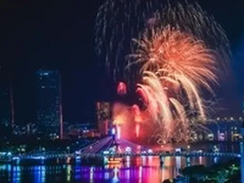 Chung kết pháo hoa Đà Nẵng: Trung Quốc tái đấu Bồ Đào Nha, có Mỹ Tâm, Tùng Dương biểu diễn