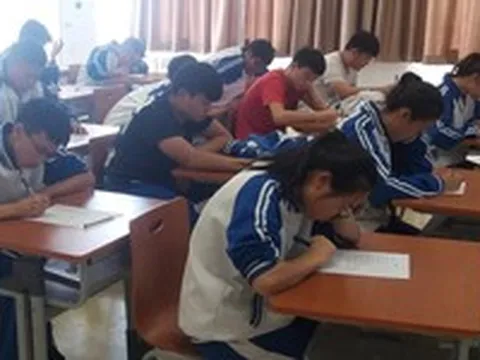 Trường học Trung Quốc gây tranh cãi vì yêu cầu học sinh khai báo tài sản gia đình