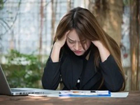 Người có nguy cơ rối loạn tâm thần do áp lực công việc, thất nghiệp sẽ được theo dõi, chăm sóc y tế