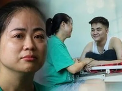 Câu chuyện truyền cảm hứng của chàng trai mất nửa người ở tuổi 17: 'Mẹ là động lực lớn nhất của con'