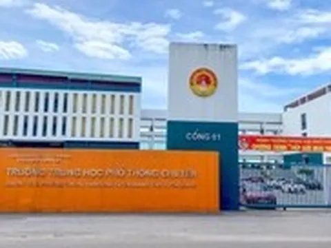 Khởi tố thêm phó hiệu trưởng và 2 người khác trong vụ 140 điểm 10 toán tốt nghiệp ở Tuyên Quang