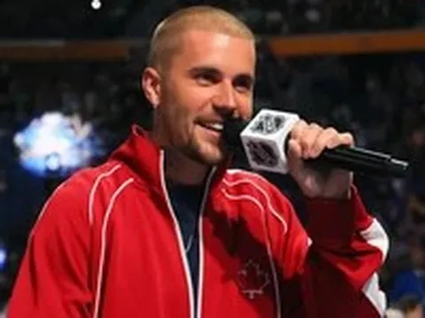 Justin Bieber sẽ hát ở trận chung kết World Cup