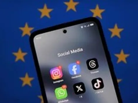 Châu Âu yêu cầu Meta tắt tính năng gây nghiện trên Facebook và Instagram
