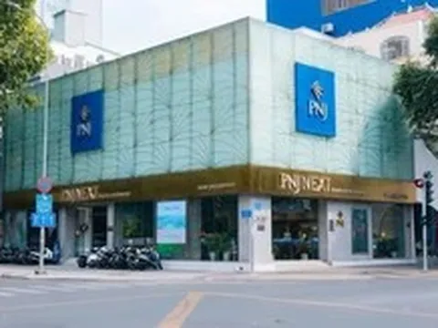 Cổ phiếu PNJ tiếp tục giảm, 'bốc hơi' hơn 26% giá trị sau biến cố