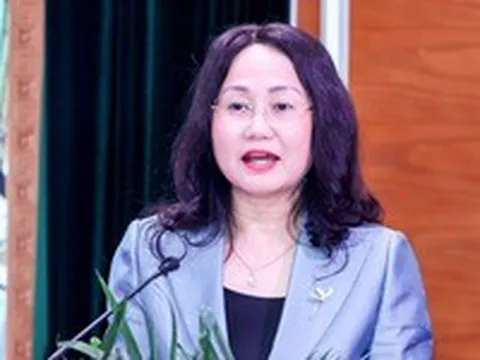 Một loạt trường khối nghệ thuật thiếu lực lượng kế cận