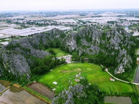 Dấu tích cư trú, mộ táng của cư dân thời tiền - sơ sử ở Ninh Bình