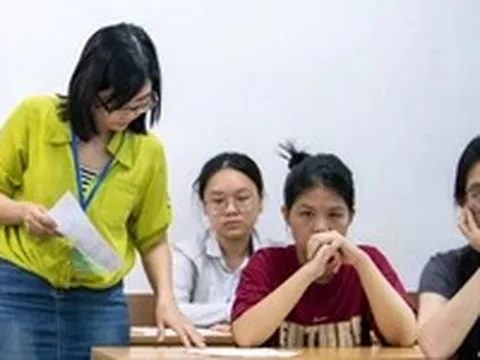 Thủ tướng yêu cầu hoàn thành sắp xếp trường công lập trước 30-8