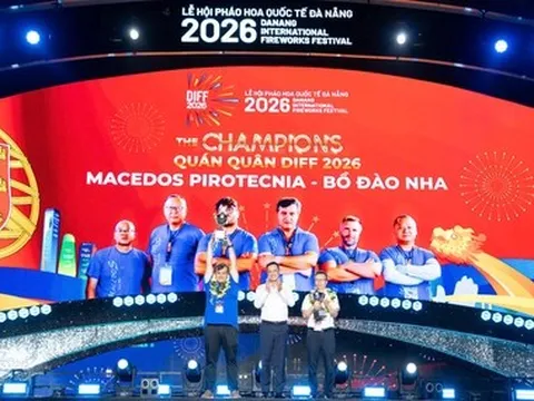 Đánh bại đương kim vô địch Trung Quốc, Bồ Đào Nha lần đầu đăng quang Lễ hội pháo hoa DIFF