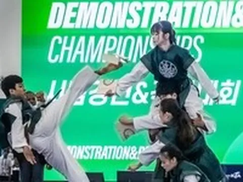 Thua Hàn Quốc, Châu Tuyết Vân cùng taekwondo Việt Nam giành HCB thế giới