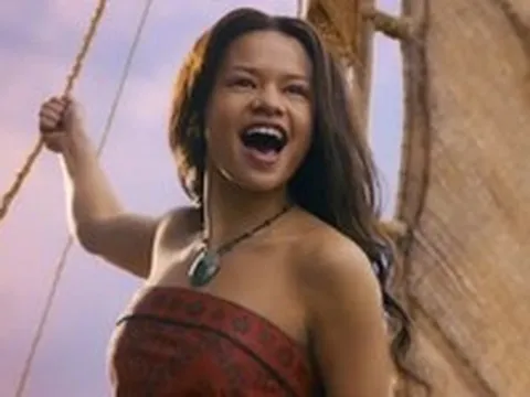 Moana mở màn thất vọng; Michael là phim tiểu sử đầu tiên vượt 1 tỉ USD