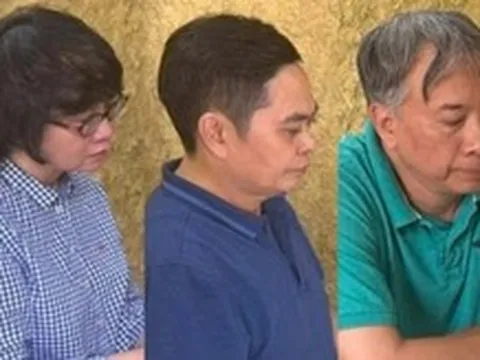 Nhà xuất bản Hội Nhà văn ký hợp đồng 1 tỉ đồng với Nguyễn Thành Nam để in, phát hành sách 'Chuyện với Thanh'
