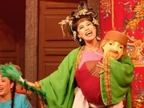 Đi tìm ký ức văn hóa hát bội qua thi ảnh