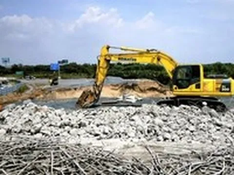 UBND TP.HCM chỉ đạo nghiên cứu tái chế rác thải xây dựng để san lấp