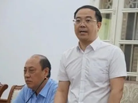 Cục Xuất bản có vài chục người, không thể đọc tiền kiểm hơn 50.000 đầu sách mới mỗi năm